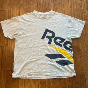 Vintage grey Reebok big logo single stitch tee
Size men’s L